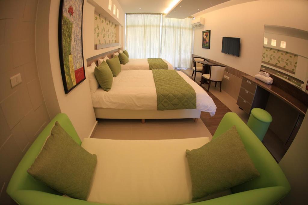 Sawary Beach Hotel Batroûn Стая снимка