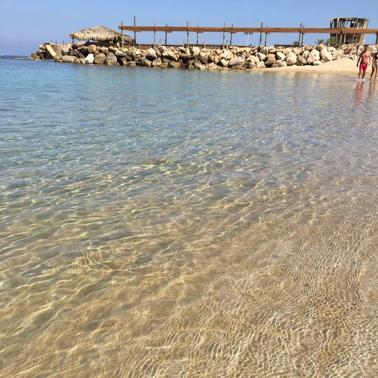 Sawary Beach Hotel Batroûn Екстериор снимка