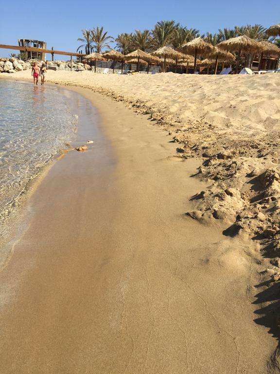 Sawary Beach Hotel Batroûn Екстериор снимка