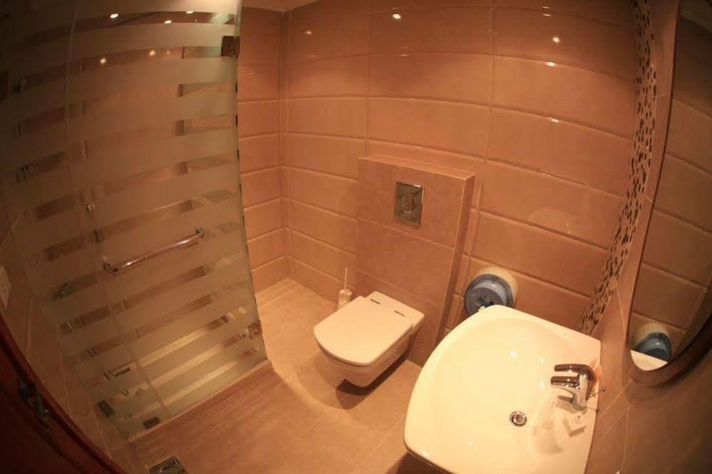 Sawary Beach Hotel Batroûn Екстериор снимка