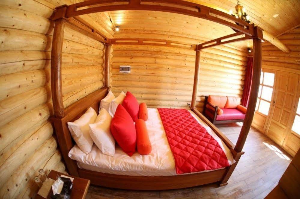 Sawary Beach Hotel Batroûn Екстериор снимка