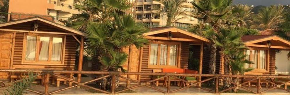 Sawary Beach Hotel Batroûn Екстериор снимка